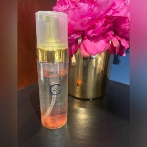 Prédire Paris Collagen Lava Foam Cleanser
